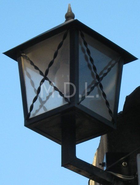 Farol en hierro